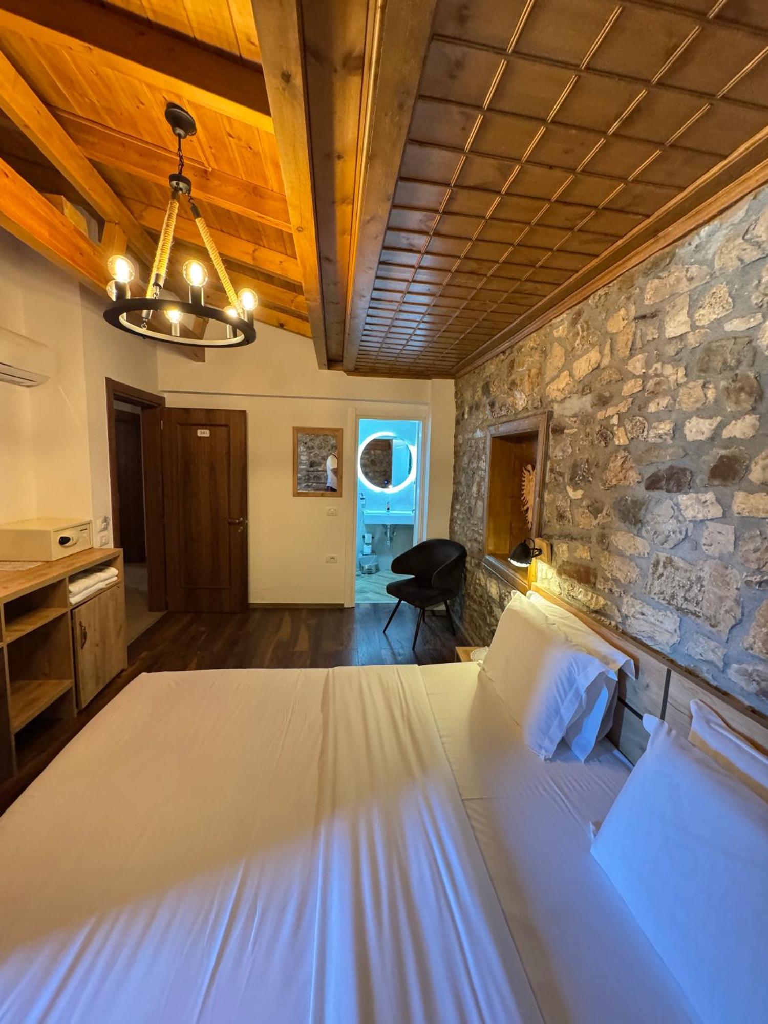 Hotel Ansel 베라트 외부 사진